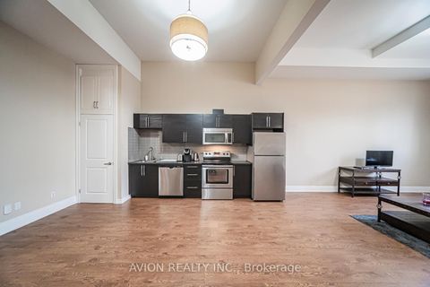 Photo 29 at 136 Homewood Avenue, Newtonbrook West, Toronto