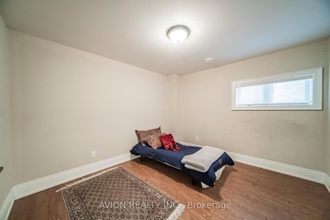 Photo 35 at 136 Homewood Avenue, Newtonbrook West, Toronto