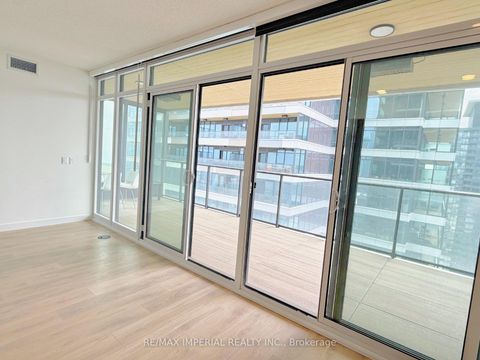 Photo 13 at 4210 - 1 Concord cityplace Way, Waterfront Communities C1, Toronto