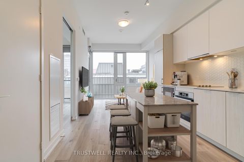 Photo 1 at 1004 - 158 Front Street E, Moss Park, Toronto