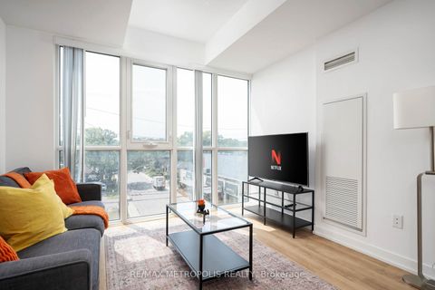 Photo 3 at 407 - 2300 St Clair Avenue W, Junction Area, Toronto