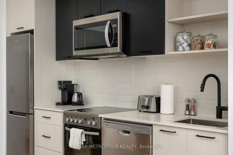 Photo 5 at 407 - 2300 St Clair Avenue W, Junction Area, Toronto