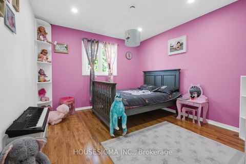 Photo 26 at 46 Venice Crescent, Beverley Glen, Vaughan