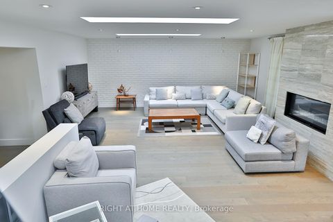 Photo 9 at 34 Scarcliff Gardens, Guildwood, Toronto