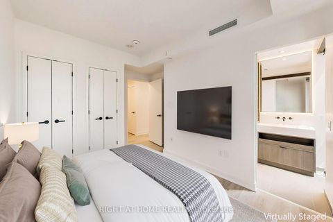 Photo 13 at 1406 - 55 Charles Street E, Yonge Corridor, Toronto