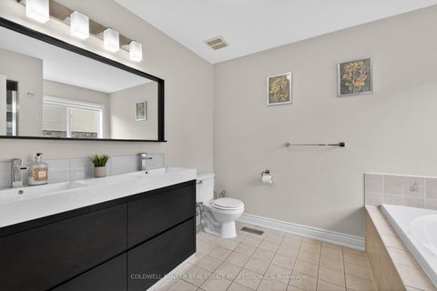 Photo 12 at 29 Bentwood Crescent, Patterson, Vaughan