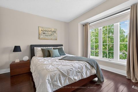 Photo 14 at 29 Bentwood Crescent, Patterson, Vaughan