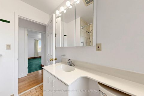 Photo 22 at 34 Lingarde Drive, Maryvale, Toronto
