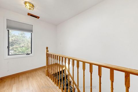 Photo 24 at 34 Lingarde Drive, Maryvale, Toronto