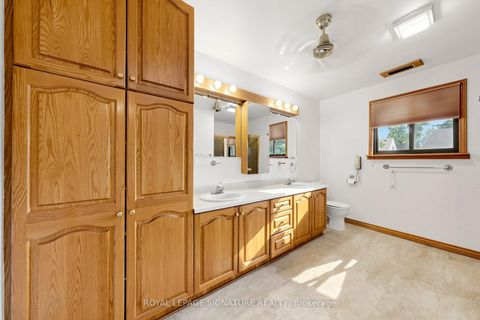 Photo 34 at 34 Lingarde Drive, Maryvale, Toronto