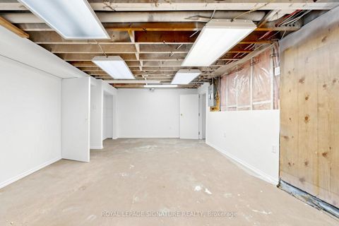 Photo 38 at 34 Lingarde Drive, Maryvale, Toronto