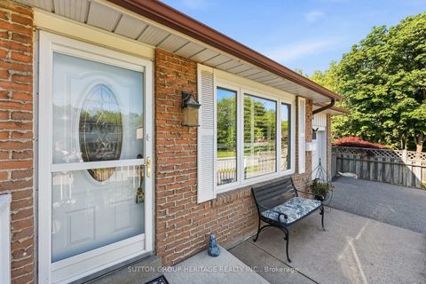 Photo 8 at 23 Jacwin Drive, Central West, Ajax