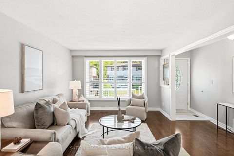 Photo 11 at 23 Jacwin Drive, Central West, Ajax