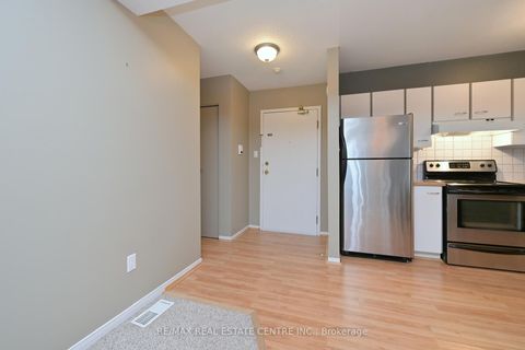 Photo 4 at 409 - 120 Bell Farm Road, Alliance, Barrie