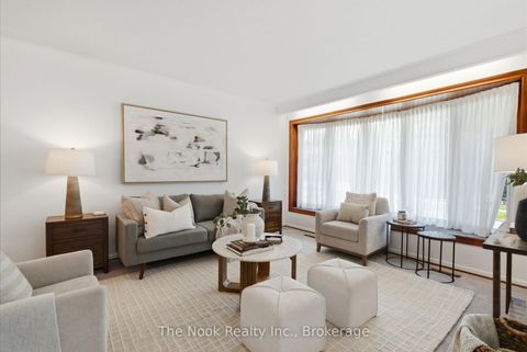 Photo 8 at 47 Cresthaven Drive, Hillcrest Village, Toronto