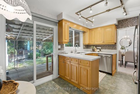 Photo 17 at 47 Cresthaven Drive, Hillcrest Village, Toronto