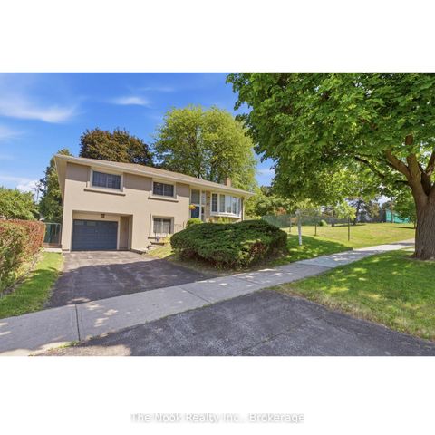 Photo 47 at 47 Cresthaven Drive, Hillcrest Village, Toronto