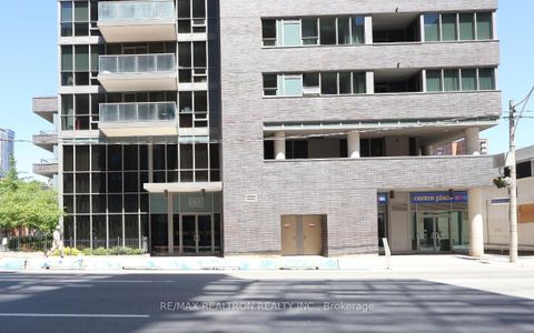 Photo 2 at 1020 - 320 Richmond Street E, Moss Park, Toronto