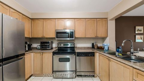Photo 14 at 25 Cheetah Crescent, Rouge E11, Toronto