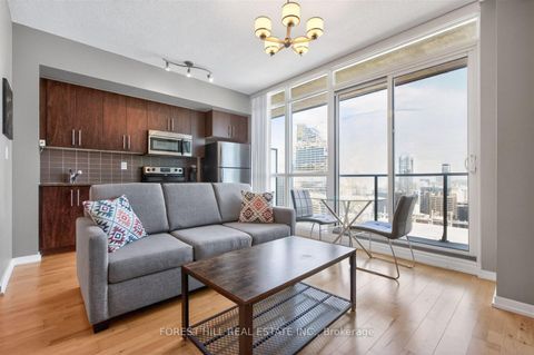 Photo 3 at 4607 - 65 Bremner Boulevard, Waterfront Communities C1, Toronto