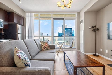 Photo 5 at 4607 - 65 Bremner Boulevard, Waterfront Communities C1, Toronto