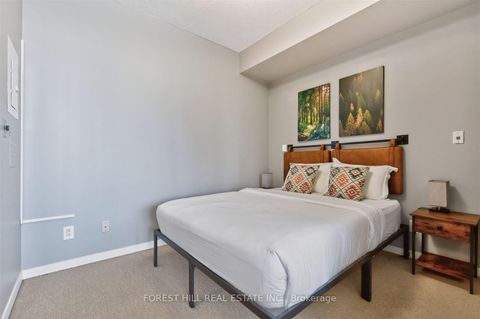 Photo 11 at 4607 - 65 Bremner Boulevard, Waterfront Communities C1, Toronto