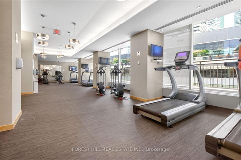 Photo 21 at 4607 - 65 Bremner Boulevard, Waterfront Communities C1, Toronto