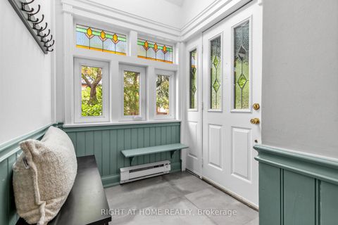 Photo 16 at 1022 Mount Pleasant Road, Mount Pleasant East, Toronto