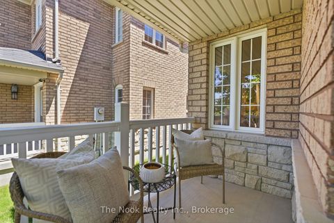 Photo 4 at 385 Longworth Avenue, Bowmanville, Clarington