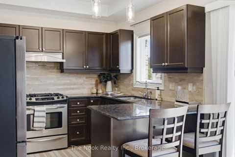 Photo 13 at 385 Longworth Avenue, Bowmanville, Clarington