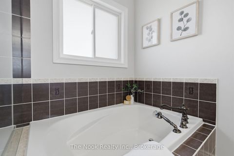 Photo 28 at 385 Longworth Avenue, Bowmanville, Clarington