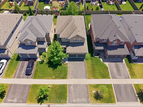 Photo 46 at 385 Longworth Avenue, Bowmanville, Clarington