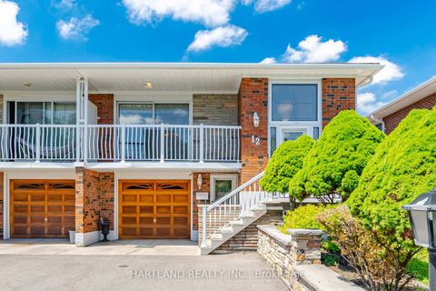 Photo 3 at 12 Picaro Drive, Jane Heights, Toronto