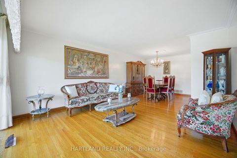 Photo 16 at 12 Picaro Drive, Jane Heights, Toronto