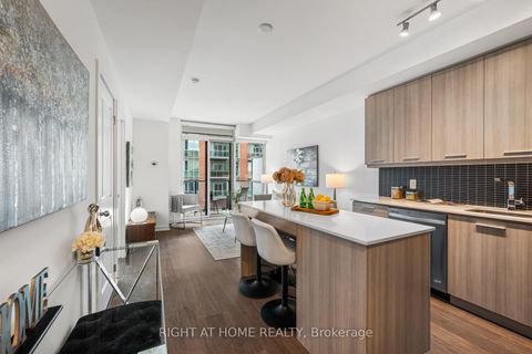 Photo 3 at 312 - 105 George Street, Moss Park, Toronto