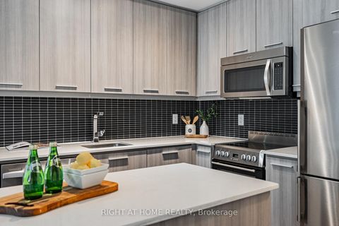 Photo 7 at 312 - 105 George Street, Moss Park, Toronto
