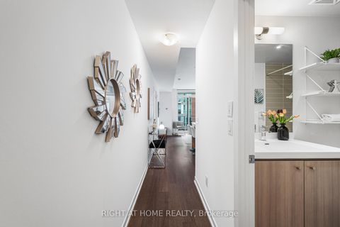 Photo 18 at 312 - 105 George Street, Moss Park, Toronto