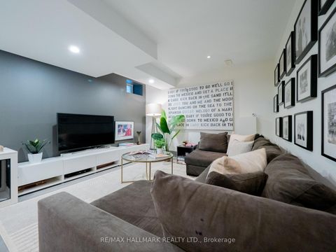 Photo 37 at 164 Langley Avenue, North Riverdale, Toronto