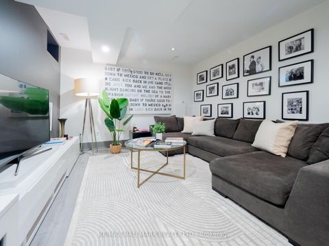 Photo 38 at 164 Langley Avenue, North Riverdale, Toronto