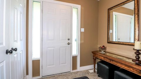 Photo 5 at 2790 Shering Crescent, Stroud, Innisfil