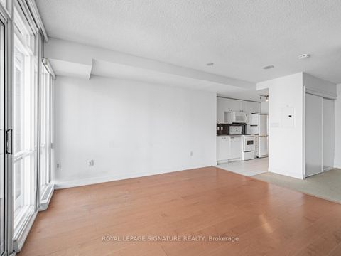 Photo 3 at 5005 - 11 Brunel Court, Waterfront Communities C1, Toronto
