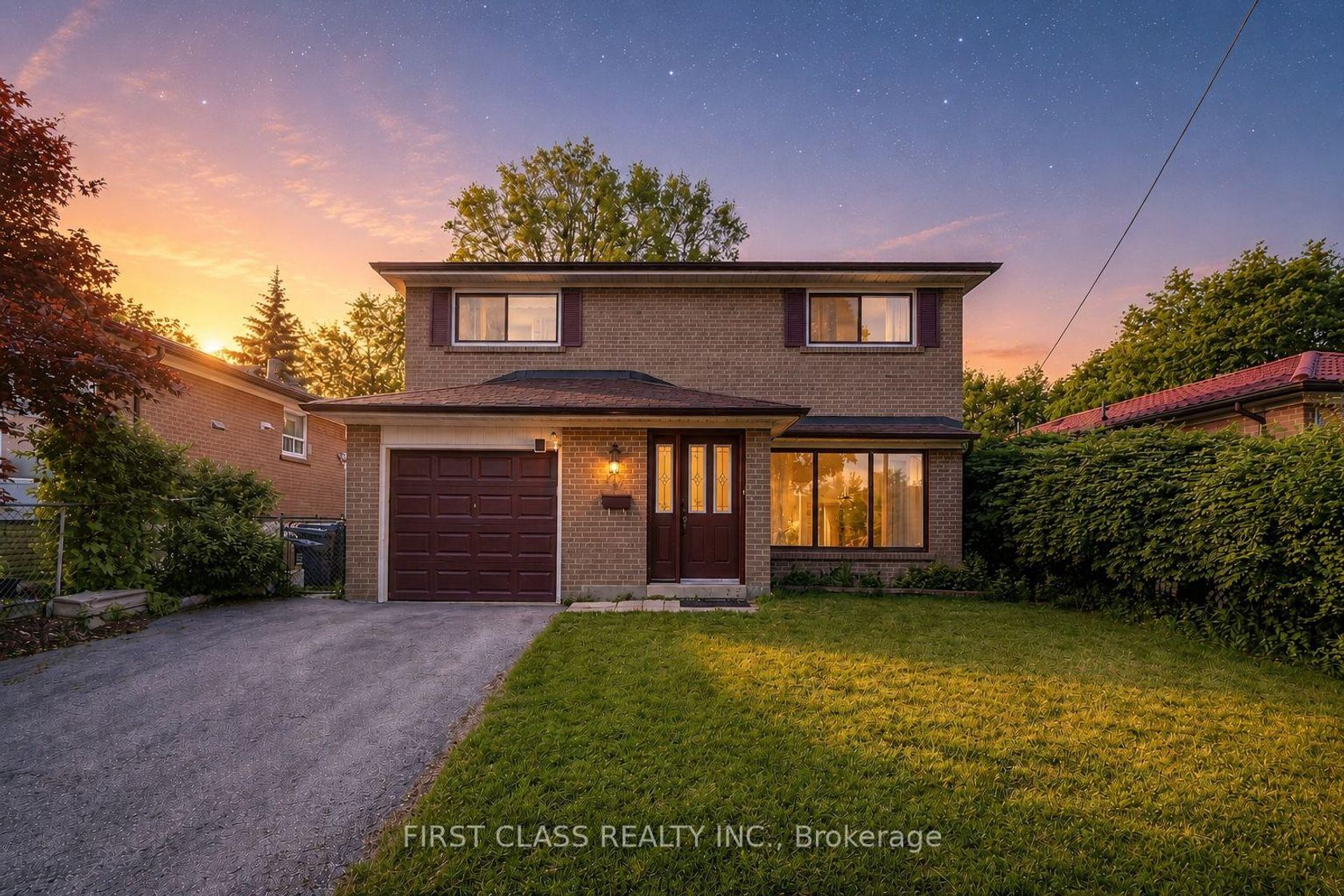 66 Sonmore Drive, Malvern West, Toronto photo 8
