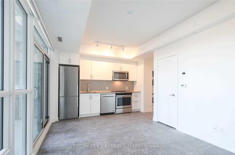 Photo 2 at 201 - 681 Yonge Street N, Painswick South, Barrie