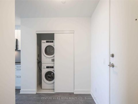 Photo 8 at 201 - 681 Yonge Street N, Painswick South, Barrie