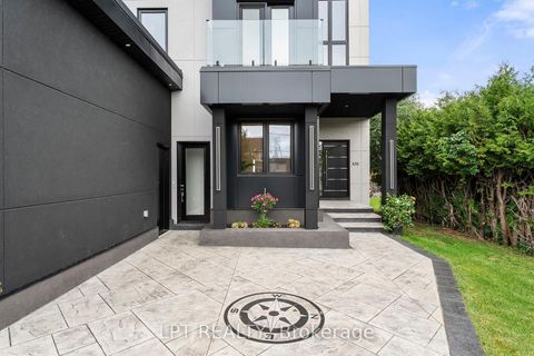 Photo 6 at 838 Elmwood Street, Historic Lakeshore Communities, Georgina