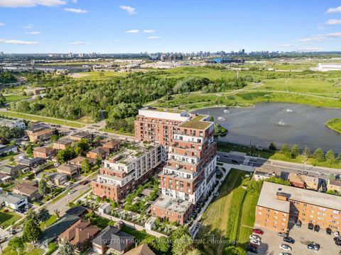Photo 31 at 108 - 15 Maryport Avenue, CFB, Toronto