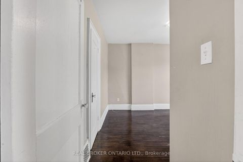 Photo 27 at 271 Manor Road E, Mount Pleasant East, Toronto