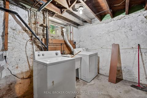 Photo 36 at 271 Manor Road E, Mount Pleasant East, Toronto