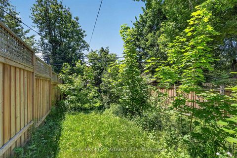 Photo 43 at 271 Manor Road E, Mount Pleasant East, Toronto