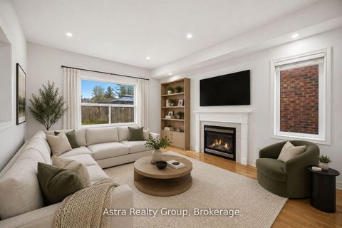 Photo 6 at 3 Imperial Crown Lane, Shore, Barrie